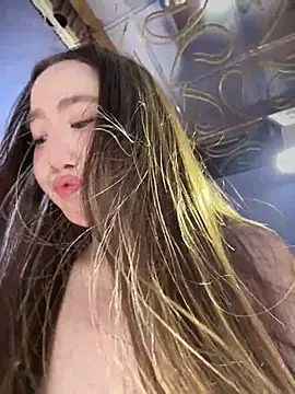 Snapshot of Asianpie_ chatting on February 10, 2026, 1:04 am Asianpie online show from February 10, 2026, 1:04 am