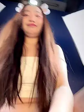 Snapshot of Asianpie_ chatting on March 18, 2026, 1:31 am Asianpie online show from March 18, 2026, 1:31 am