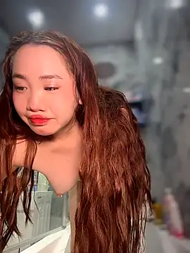 Asianpie  online show from May 27, 2026, 2:13 pm
