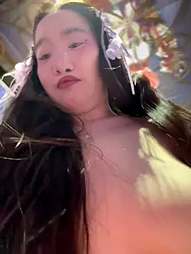 Snapshot of Asianpie_ chatting on March 1, 2026, 1:05 am Asianpie online show from March 1, 2026, 1:05 am