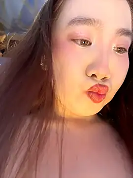 Asianpie  online show from May 3, 2026, 12:05 am