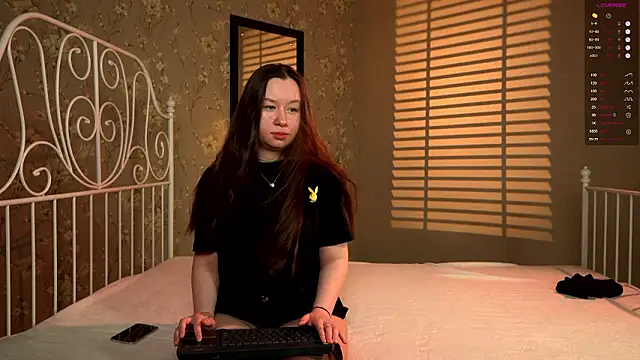 stayin alive  online show from January 14, 2026, 1:48 pm