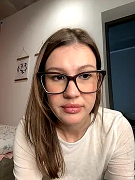 Snapshot of RinaCat chatting on October 31, 2025, 6:21 am RinaCat online show from October 31, 2025, 6:21 am