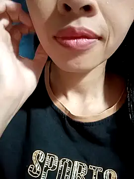 Snapshot of Hana_love20 chatting on September 15, 2025, 5:08 am Hana love20 online show from September 15, 2025, 5:08 am