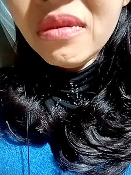 Snapshot of Hana_love20 chatting on November 24, 2025, 5:18 am Hana love20 online show from November 24, 2025, 5:18 am