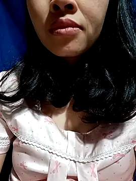 Snapshot of Hana_love20 chatting on March 13, 2025, 1:07 pm Hana love20 online show from March 13, 2025, 1:07 pm