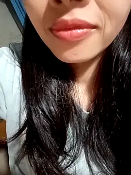 Snapshot of Hana_love20 chatting on September 30, 2025, 12:38 am Hana love20 online show from September 30, 2025, 12:38 am