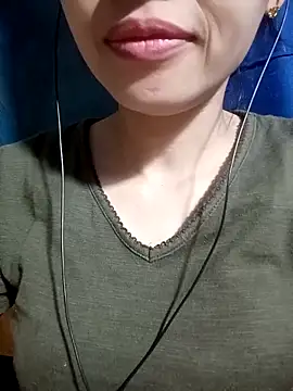 Snapshot of Hana_love20 chatting on September 29, 2025, 4:52 am Hana love20 online show from September 29, 2025, 4:52 am