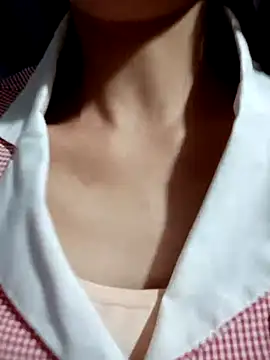 Snapshot of Hana_love20 chatting on September 12, 2025, 5:18 am Hana love20 online show from September 12, 2025, 5:18 am