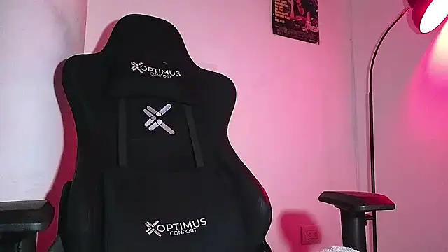 Luan-wood online show from September 28, 2025, 7:21 pm