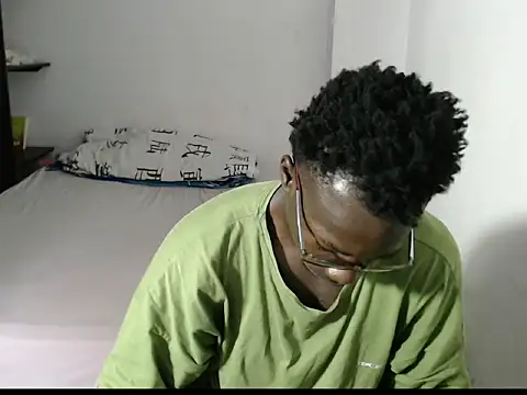  Lowmaypalacios online show from April 14, 2026, 8:58 pm