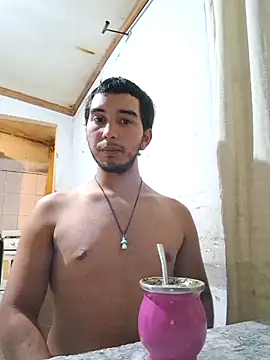 Snapshot of X_xtomas_x chatting on February 14, 2026, 1:06 am X xtomas x online show from February 14, 2026, 1:06 am