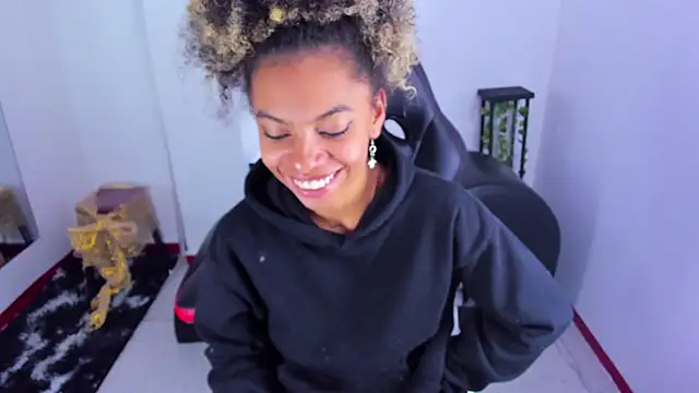 stacie  rouse online show from February 13, 2025, 7:45 am