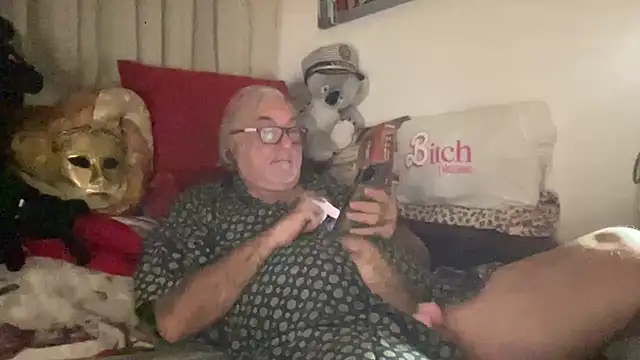 EroticVenetian online show from October 15, 2025, 5:50 am