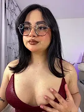 montmariana online show from October 29, 2025, 12:20 am