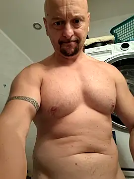 Snapshot of Sports-beast chatting on October 25, 2025, 7:58 pm Sports-beast online show from October 25, 2025, 7:58 pm