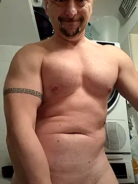 Snapshot of Sports-beast chatting on November 30, 2025, 9:15 pm Sports-beast online show from November 30, 2025, 9:15 pm