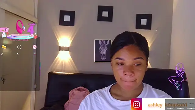 Snapshot of ashley_Tompson1 chatting on March 4, 2025, 12:12 pm ashley Tompson1 online show from March 4, 2025, 12:12 pm