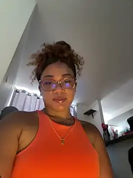 ashley Tompson1 online show from April 21, 2026, 12:45 pm