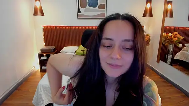 KatherineBond online show from June 1, 2026, 6:51 pm