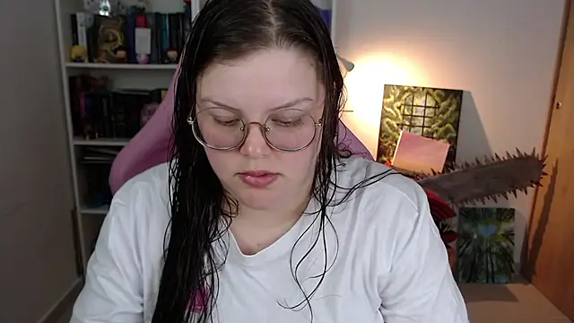 Gabiwaifu online show from July 19, 2026, 4:54 am