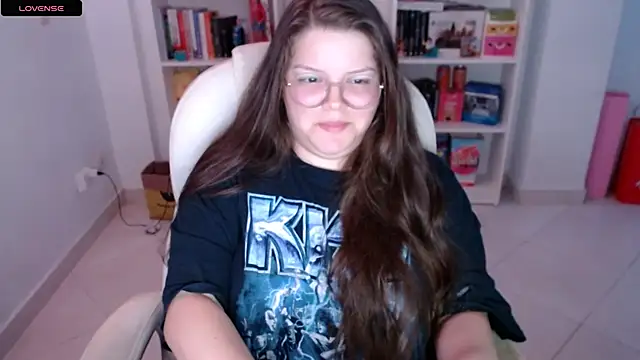 Snapshot of Gabiwaifu chatting on March 5, 2025, 7:27 am Gabiwaifu online show from March 5, 2025, 7:27 am