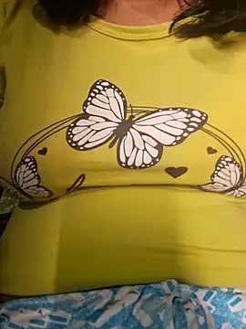 Priya Bong online show from November 3, 2025, 6:29 am