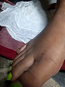 Priya Bong online show from October 6, 2025, 6:52 pm