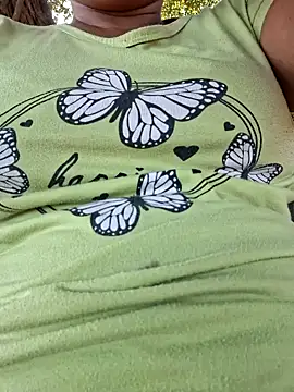 Priya Bong online show from September 29, 2025, 1:45 am