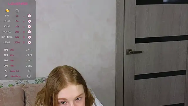 Snapshot of TrissMerigold9 chatting on February 14, 2025, 8:15 pm TrissMerigold9 online show from February 14, 2025, 8:15 pm