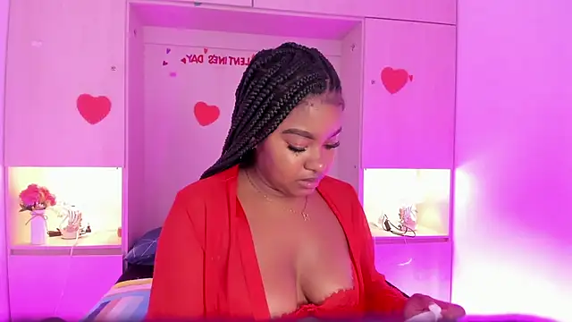 Snapshot of tamaraa_smiith chatting on March 5, 2025, 6:01 pm tamaraa smiith online show from March 5, 2025, 6:01 pm