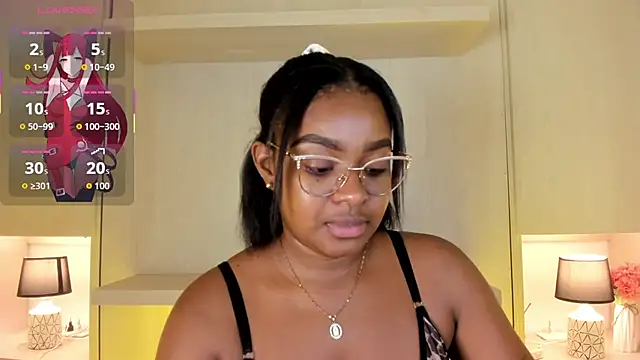 Snapshot of tamaraa_smiith chatting on November 11, 2025, 8:03 pm tamaraa smiith online show from November 11, 2025, 8:03 pm