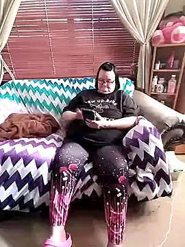 Snapshot of Bayou_Woman68 chatting on July 12, 2026, 10:21 pm Bayou Woman68 online show from July 12, 2026, 10:21 pm