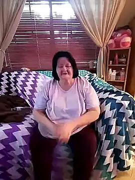 Snapshot of Bayou_Woman68 chatting on July 7, 2026, 11:52 pm Bayou Woman68 online show from July 7, 2026, 11:52 pm