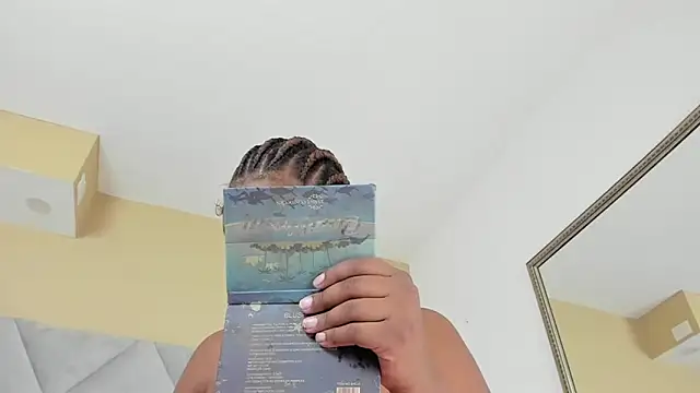 Snapshot of Adelehottman chatting on February 5, 2025, 12:06 pm Adelehottman online show from February 5, 2025, 12:06 pm