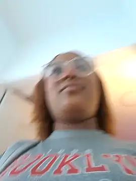 Snapshot of Adelehottman chatting on January 5, 2026, 8:34 pm Adelehottman online show from January 5, 2026, 8:34 pm