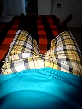 alanjoyoo online show from April 26, 2026, 10:23 am