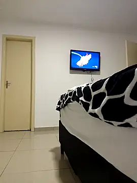 HAchicko  online show from October 1, 2025, 11:08 pm