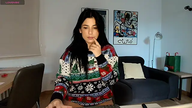 Arya 33 online show from December 2, 2025, 9:11 am