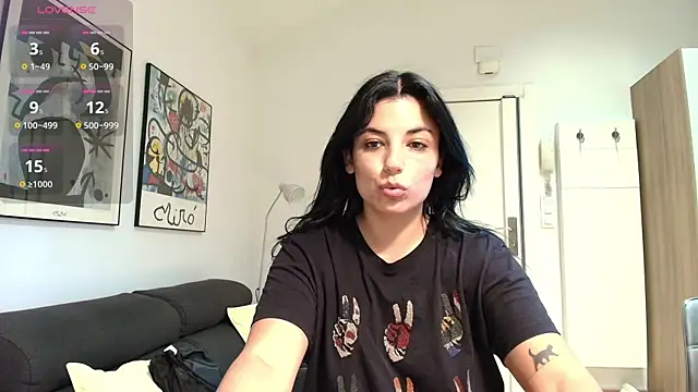 Arya 33 online show from September 19, 2025, 6:17 am