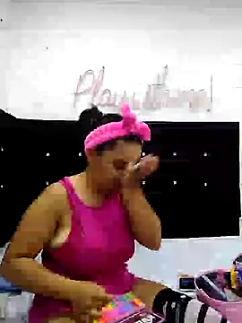 Snapshot of _Miaaleon chatting on March 18, 2025, 1:12 pm Miaaleon online show from March 18, 2025, 1:12 pm