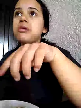 Snapshot of _Miaaleon chatting on March 6, 2025, 5:33 pm Miaaleon online show from March 6, 2025, 5:33 pm
