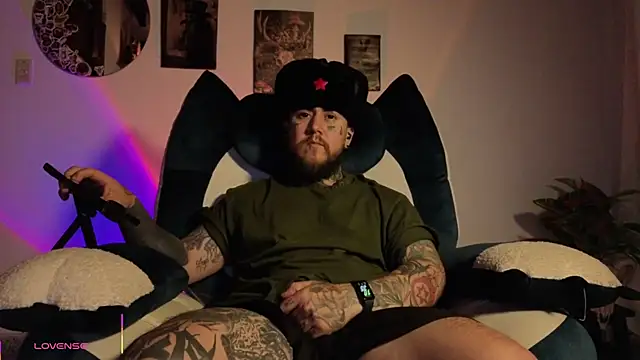 Ash gusbig online show from May 20, 2026, 3:36 am