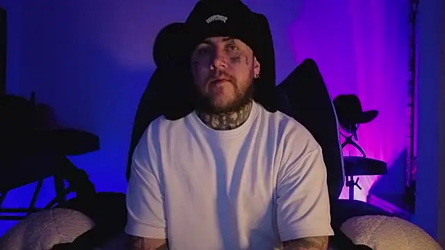 Snapshot of Ash_gusbig chatting on February 3, 2026, 3:15 am Ash gusbig online show from February 3, 2026, 3:15 am