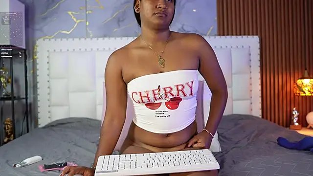 Snapshot of indianschoolgirl chatting on May 28, 2026, 8:04 pm indianschoolgirl online show from May 28, 2026, 8:04 pm