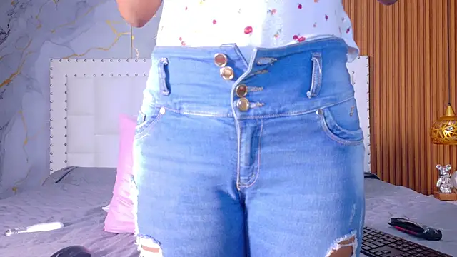 indianschoolgirl online show from February 10, 2026, 7:46 pm