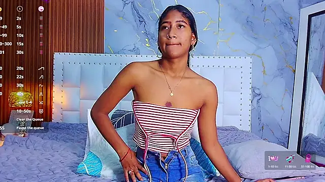 Snapshot of indianschoolgirl chatting on February 3, 2025, 7:31 pm indianschoolgirl online show from February 3, 2025, 7:31 pm