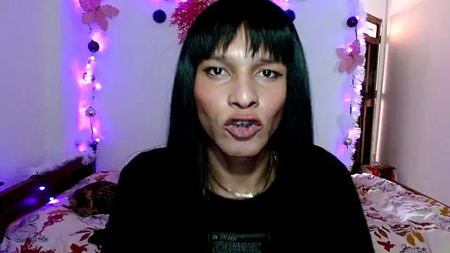 Snapshot of carolinemiller7 chatting on December 29, 2024, 9:52 pm carolinemiller7 online show from December 29, 2024, 9:52 pm