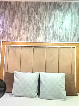 AshleeyPrincess online show from October 6, 2025, 12:06 pm