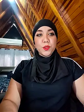 AmbarBurhan online show from February 7, 2026, 4:04 pm